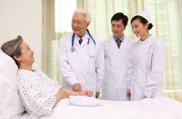 为什么饿的时候会心慌、手抖？