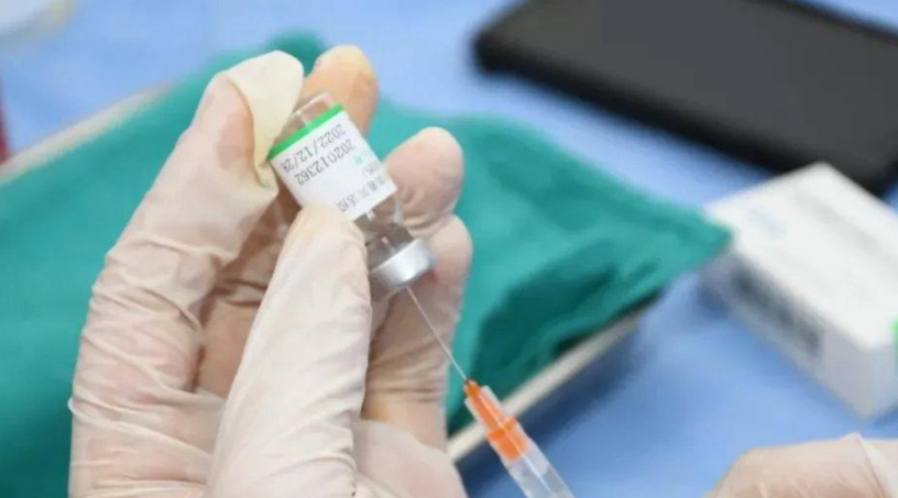 西班牙诞生世界首个带新冠抗体婴儿 母亲怀孕三个月接种过疫苗