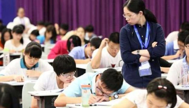 中小学上课时间将重新调整 教育局还对培训机构开始审核