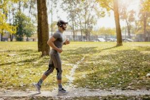 如何运动才能健康？久坐不动的上班族如何让自己动起来？