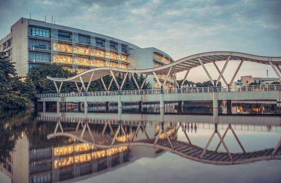 湖北经济学院2021年全日制本科招生简章 湖北经济学院历年录取分数线汇总