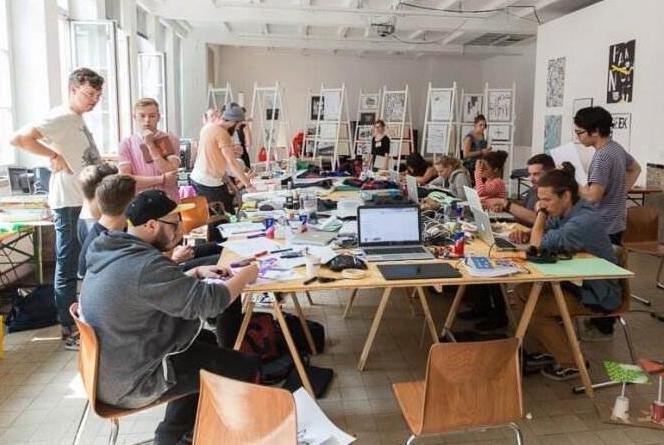 艺术高考生2021年将何去何从？欧洲留学对于艺术高考生来说性价比高吗？.