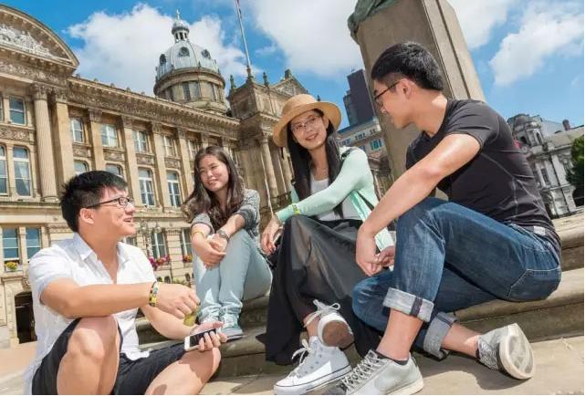 艺术高考生2021年将何去何从？欧洲留学对于艺术高考生来说性价比高吗？