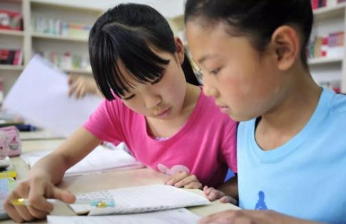 校园延时服务各地参与率各不相同 家长们对延时服务是什么态度？.