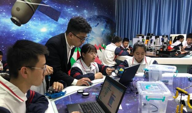 学校课后服务能否“培优补差”？教育部称不能简单用优和差来看待