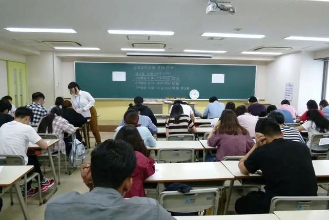 2021留学日本需要上语言学校吗？留学日本语言学校到底需要读多久？