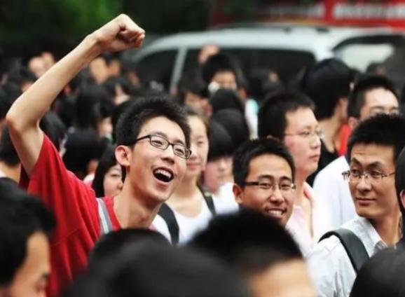 高考录取为啥这么慢 是流程复杂还是省招办偷懒？