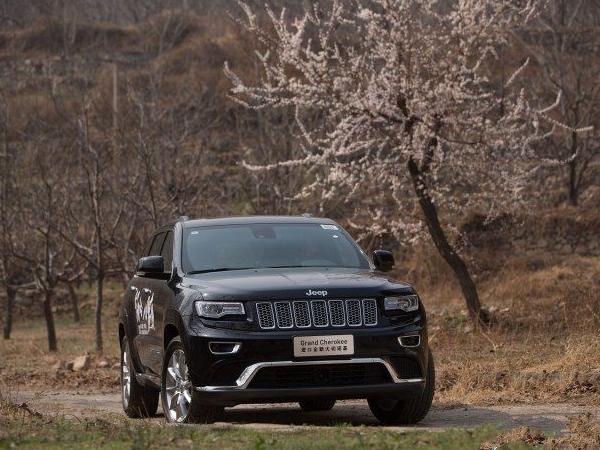 【大切诺基怎么样】JEEP大切诺基怎么样值得购买吗?