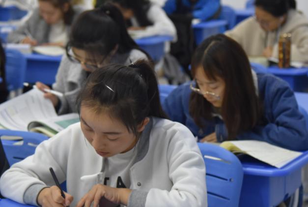 数学成绩不好尽量避开这4个专业 挂科是常态当心毕业成难题