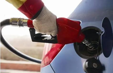 国内油价调整最新消息 国内成品油价格下调了