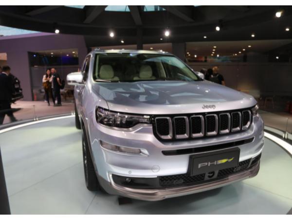 jeep大指挥官phev7座版怎么样 jeep大指挥官phev7座版有什么不同