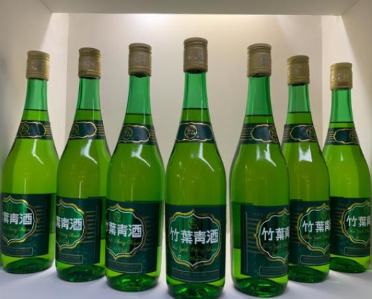 竹叶青酒属于什么酒 竹叶青酒曾经的稀缺货为何现在被误认为饮料酒？