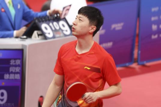 Bet365亚洲官方网站《c了瑜伽老师一节课》动作短剧爱情 _成全全集观看