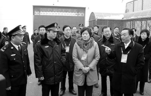原副省长作风霸道 被查时民警庆祝!据知情人透露,曾在职期间举报信不断…… 原副省长作风霸道 被查时民警庆祝!据知情人透露,曾在职期间举报信不断……