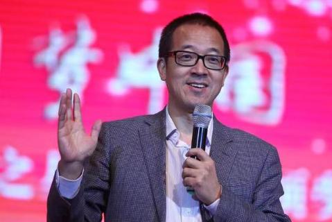 俞敏洪值得同情吗?有人说他值得同情！也有人说不值得同情？你对此怎么看！