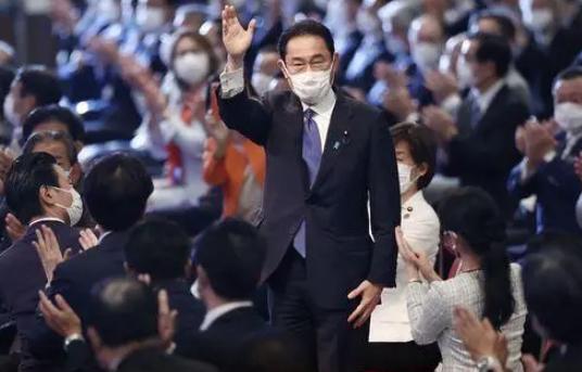 日本新外相回应对华态度 希望与中国建立有建设性的稳定关系