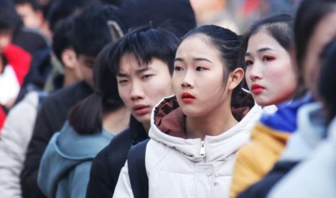 2021艺考生分数线改革 2021年艺考多少分?