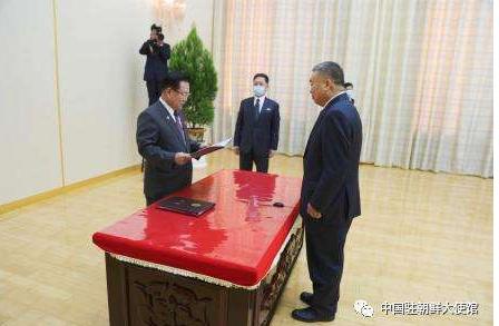 中国驻朝鲜大使李进军将于近期离任；获朝鲜一级友谊勋章！朝鲜崔龙海、金德训等高官会见！