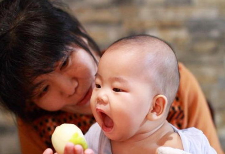 孩子何时开始认妈妈?错过宝宝“认母期”,就别赖他与你不亲!新手妈妈必看!