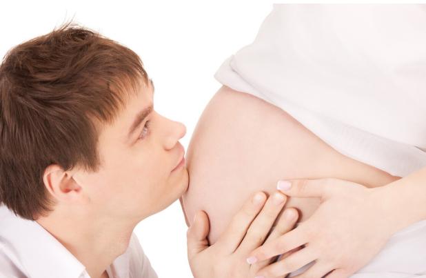 怀孕胎教有用吗？孕妈千万别小瞧孕期胎教，学会这四个方法很重要