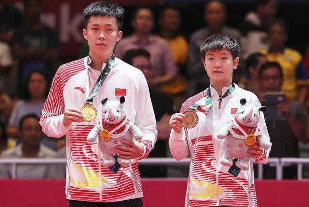 中美混双跨国组合获世乒赛铜牌,最终以3比1取胜晋级4强！