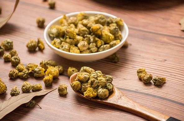 孕妇可以喝菊花茶吗