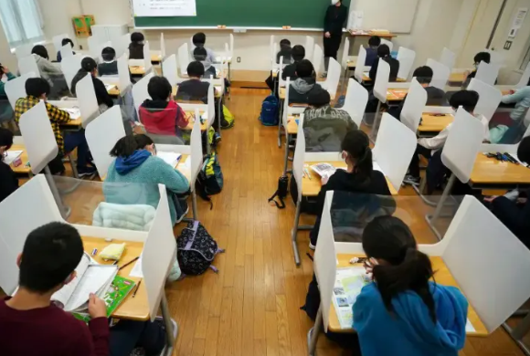 三个主要原因导致上海高考延期一个月 上海高考延期一个月