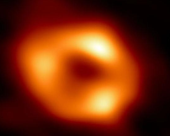 首次发现银河系外休眠黑洞距离16万光年 天文学家首次发现银河系外休眠黑洞
