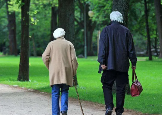 北京正式跨入中度老龄化社会 老龄化问题明显北京进入中度老龄化社会