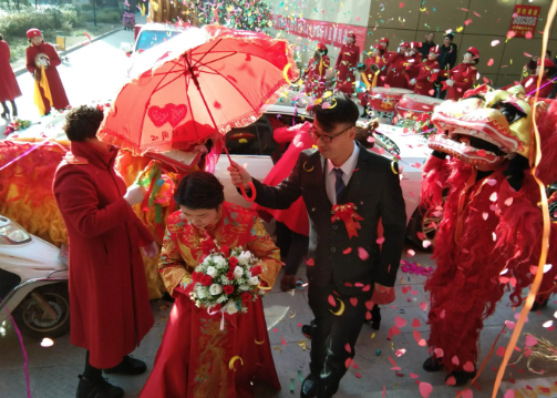 多地结婚登记平均年龄超30岁 男方比女方大1至4岁依然是主流