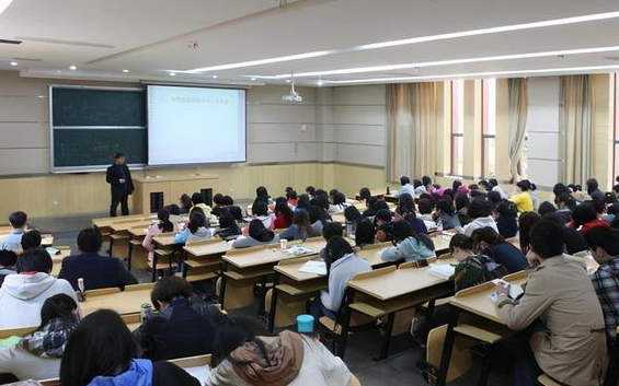 中国高等教育毛入学率已超60% 我国高等教育已经进入普及化教育阶段