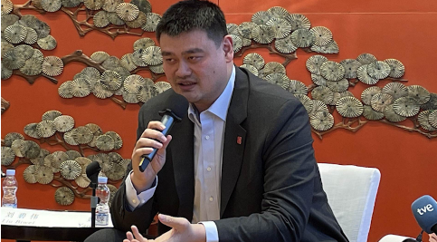 姚明回应NBA球员涉华不实言论；希望请他来看看，会让他对中国有更全面认识！