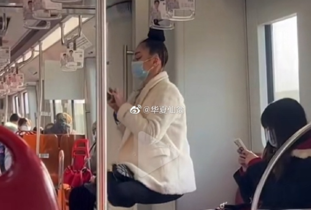 上海地铁16号线小姐姐头悬梁，上海地铁回应：不要尝试做出类似危险举动！
