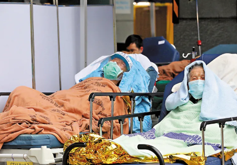 香港有1万多感染者未能入院？执行清零政策的香港为何再暴发疫情？