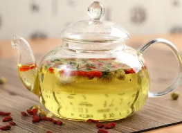 春季喝枸杞菊花茶的功效与作用,枸杞和菊花茶本身有何功效与作用?