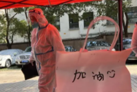 上海疫情亲历者:没法看春光,憋屈!居家好像比在办公室还累