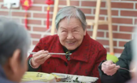 中国的养老院终于要开始赚钱了,未来养老产业何去何从?