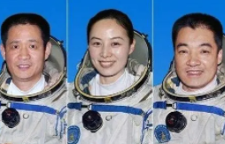 王亚平凯旋后第一条朋友圈,神舟十三号载人飞行任务的圆满成功!
