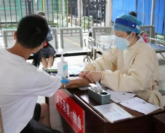 上海部分医院门诊就诊可当场测抗原 无需提供核酸证明