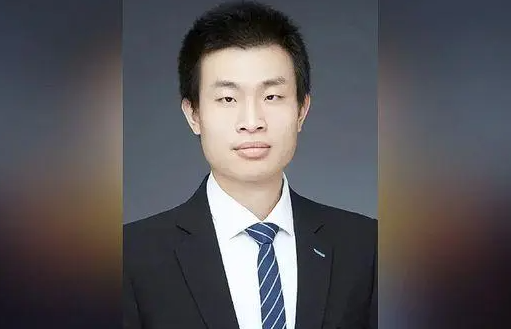90后北大老师韦东奕谈爆红,北大韦神到底有多牛?