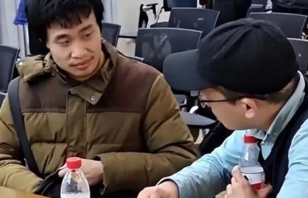 传韦东奕一晚解决博士团队四个月难题,90后韦神再次爆红！