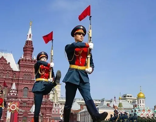 俄罗斯纪念卫国战争胜利77周年,纪念活动的重要意义