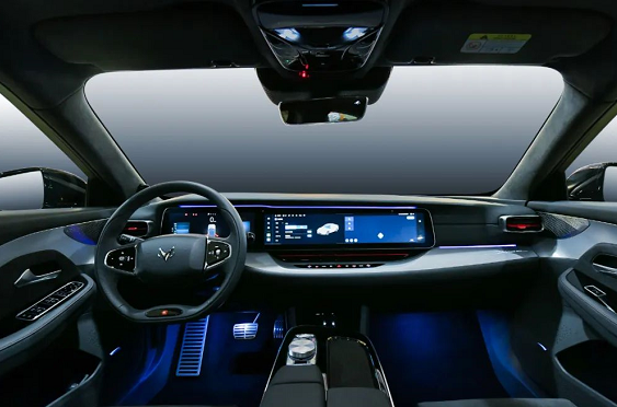 极狐阿尔法S全新HI版上市 代表了当下智能汽车行业的最高水平
