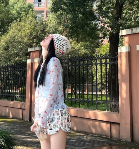 鞠婧祎的日常穿搭很值得借鉴 夏季甜美穿搭还是得看鞠姐！