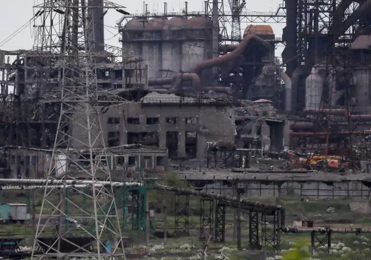 俄称959名亚速钢铁厂武装分子投降,亚速钢铁厂究竟有多少乌克兰士兵?