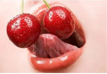 吃水果舌头容易破出血是咋回事？夏季这几种水果最伤舌头最好不要吃