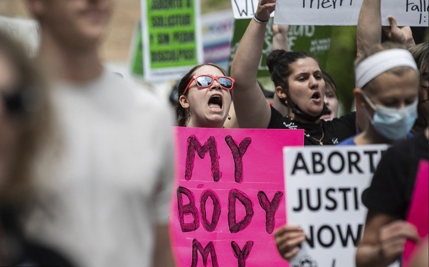 “受孕之日起不许堕胎”，美国这州将通过最严堕胎法 你怎么看？