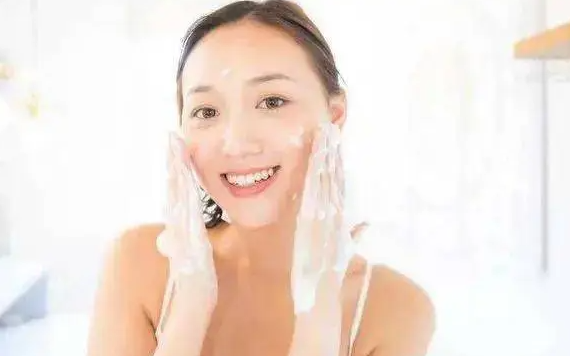 洗脸超过3分钟属于过度清洁？面部护理哪些需要注意？