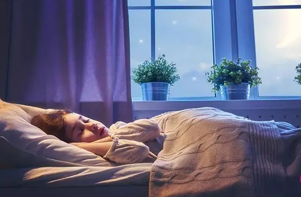 睡觉时身体突然抖一下是什么原因?这是一种正常的生理现象!