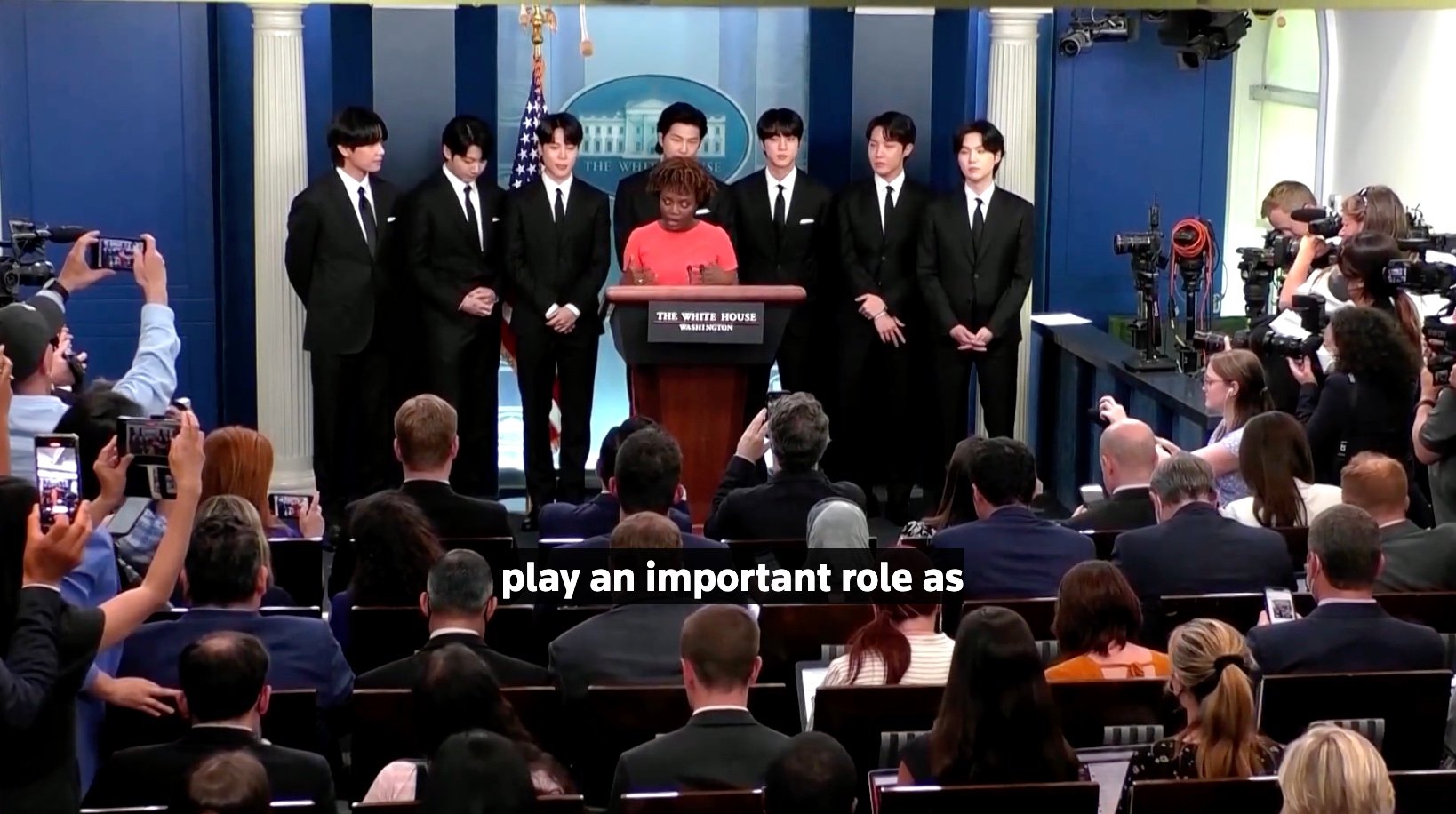 防弹少年团在白宫新闻办公室演讲 对此韩媒称：记者对世界级明星很感兴趣